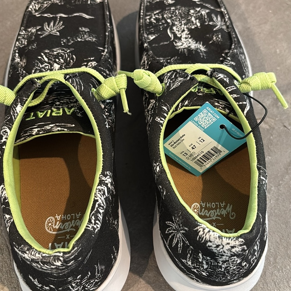 Ariat Hilo Western Aloha-Black Aloha
Tolle,Foam sole,lightweight/flexible - Picture 7 of 11